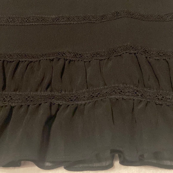 APOSTROPHE Size 10 Black Skirt Lace Accents - Picture 2 of 7